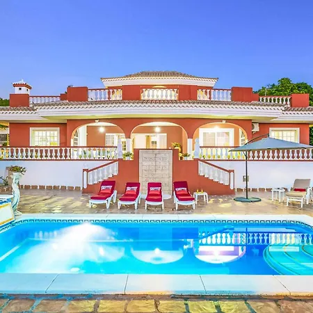 Oleada Вилла Адехе