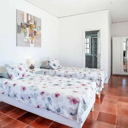 Oleada Villa Costa Adeje (Tenerife)