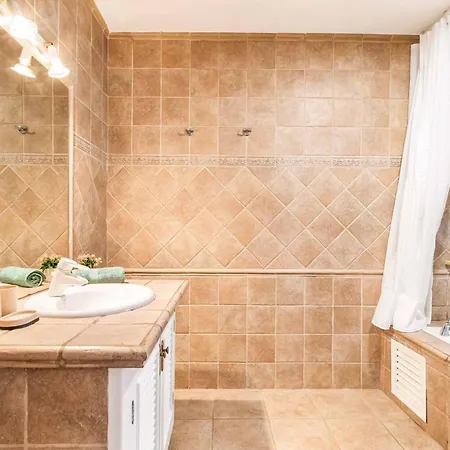 Oleada Costa Adeje (Tenerife)