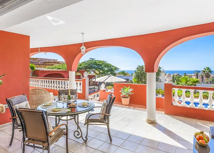 Oleada Villa Costa Adeje (Tenerife)