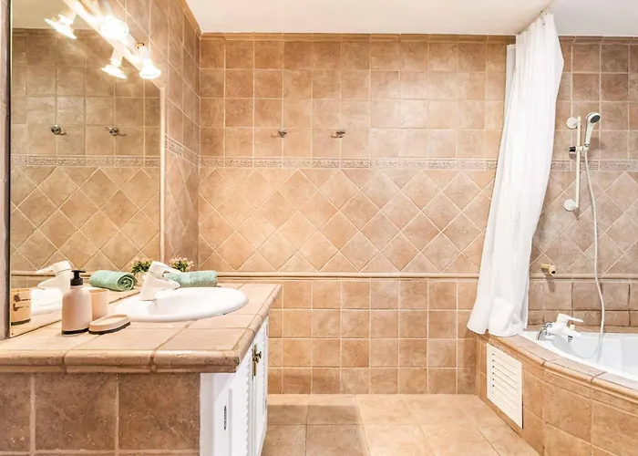 Oleada Costa Adeje (Tenerife)